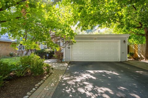 Tiny photo for 298 Leslee Lane, Highland Park, IL 60035 (MLS # 12482048)