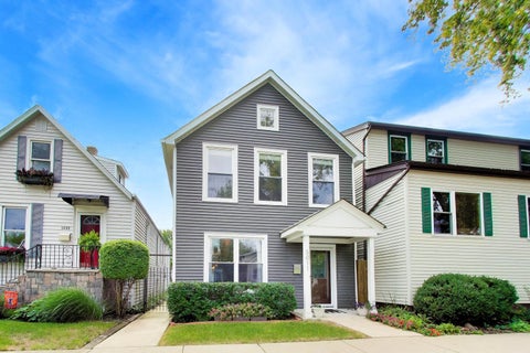 Photo of 5011 W Strong Street, Chicago, IL 60630 (MLS # 12773306)
