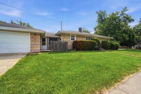 Tiny photo for 18001 Gladville Avenue, Homewood, IL 60430 (MLS # 12606626)
