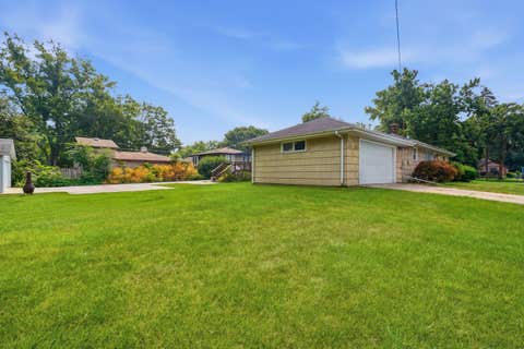 Tiny photo for 18001 Gladville Avenue, Homewood, IL 60430 (MLS # 12606626)