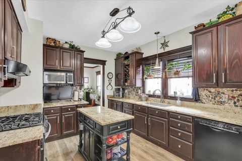 Tiny photo for 105 S Division Street, Mahomet, IL 61853 (MLS # 12582458)