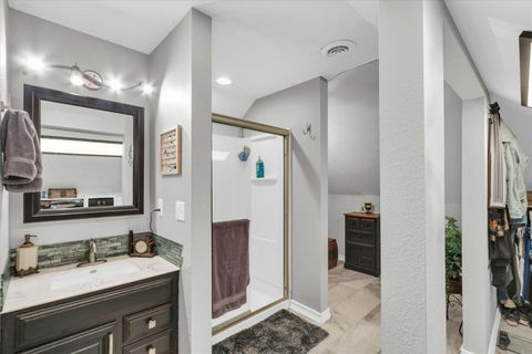 Tiny photo for 105 S Division Street, Mahomet, IL 61853 (MLS # 12582458)