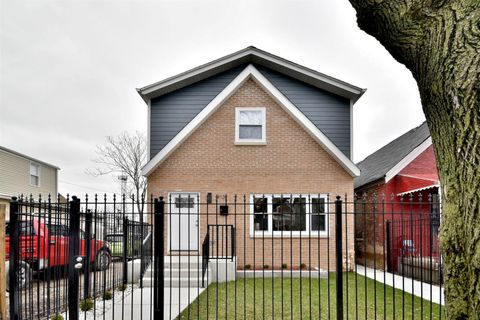 Photo of 913 N Homan Avenue, Chicago, IL 60651 (MLS # 12475350)