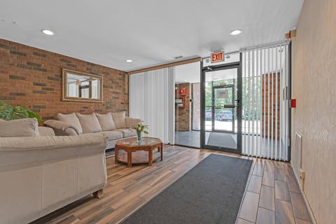 Tiny photo for 9374 Landings Street #402, Des Plaines, IL 60016 (MLS # 12732224)