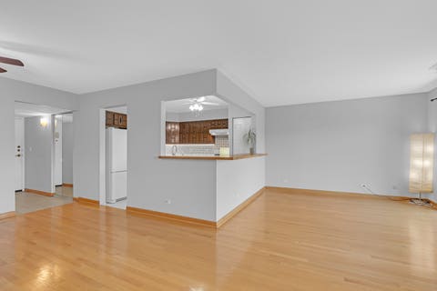 Tiny photo for 9374 Landings Street #402, Des Plaines, IL 60016 (MLS # 12732224)