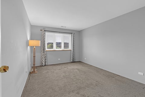 Tiny photo for 9374 Landings Street #402, Des Plaines, IL 60016 (MLS # 12732224)