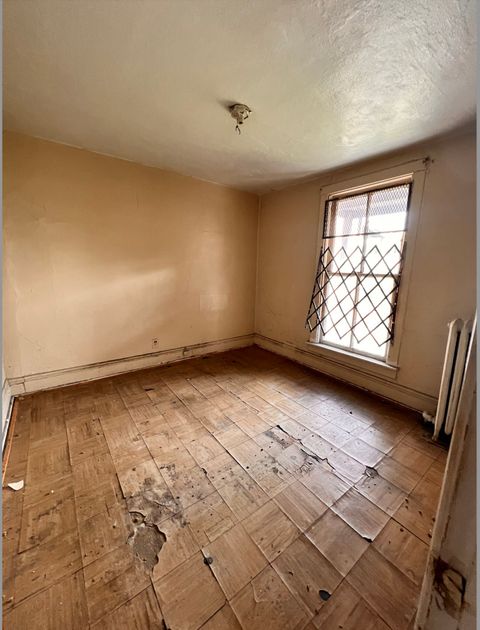 Tiny photo for 6737 S Champlain Avenue, Chicago, IL 60637 (MLS # 12466091)