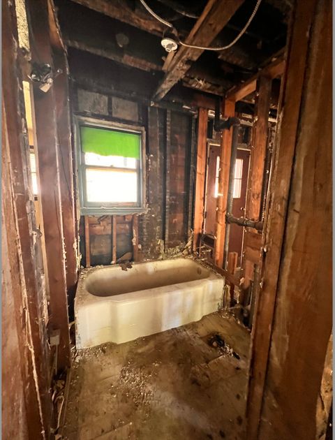 Tiny photo for 6737 S Champlain Avenue, Chicago, IL 60637 (MLS # 12466091)