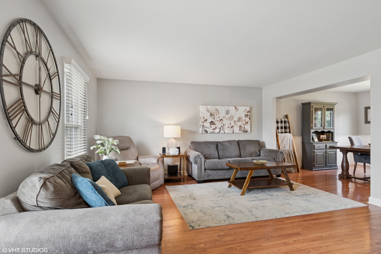 1157 Pinetree Lane