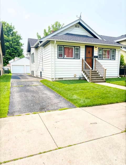 Photo of 650 Forsythe Avenue, Calumet City, IL 60409 (MLS # 12712149)