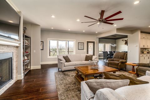 Tiny photo for 9909 Decatur Road, Marion, IL 62959 (MLS # 12595499)