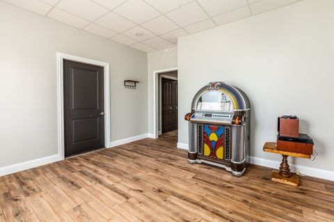 Tiny photo for 9909 Decatur Road, Marion, IL 62959 (MLS # 12595499)