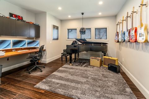 Tiny photo for 9909 Decatur Road, Marion, IL 62959 (MLS # 12595499)