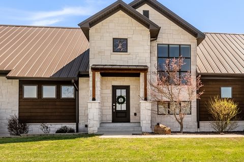 Tiny photo for 9909 Decatur Road, Marion, IL 62959 (MLS # 12595499)