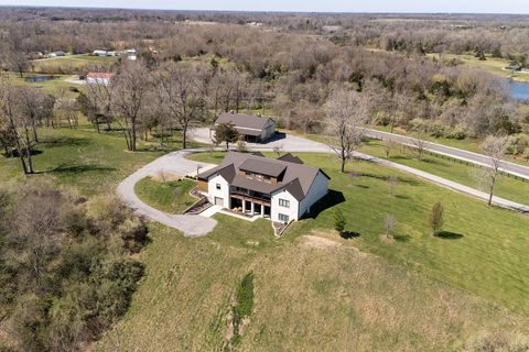 Tiny photo for 9909 Decatur Road, Marion, IL 62959 (MLS # 12595499)