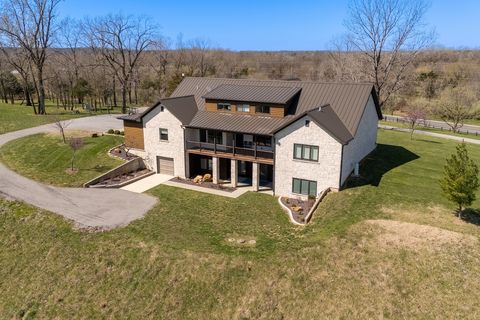 Tiny photo for 9909 Decatur Road, Marion, IL 62959 (MLS # 12595499)