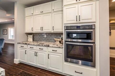 Tiny photo for 9909 Decatur Road, Marion, IL 62959 (MLS # 12595499)