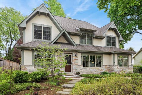 Tiny photo for 512 Oak Street, Libertyville, IL 60048 (MLS # 12629511)