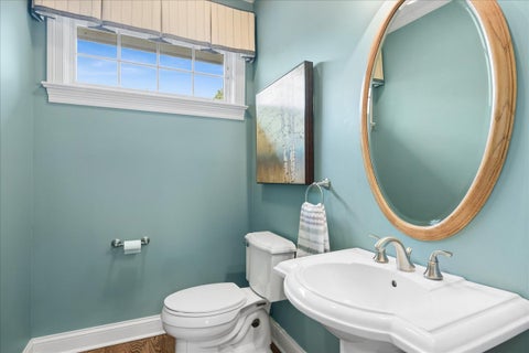 Tiny photo for 512 Oak Street, Libertyville, IL 60048 (MLS # 12629511)