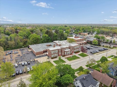Tiny photo for 512 Oak Street, Libertyville, IL 60048 (MLS # 12629511)