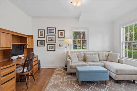 Tiny photo for 512 Oak Street, Libertyville, IL 60048 (MLS # 12629511)