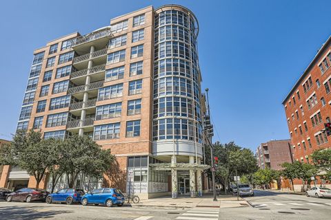 Photo of 1200 W Monroe Street #812, Chicago, IL 60607 (MLS # 12426058)