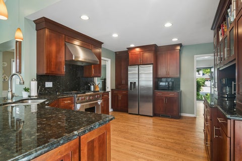Tiny photo for 511 S Walnut Avenue, Arlington Heights, IL 60005 (MLS # 12712540)