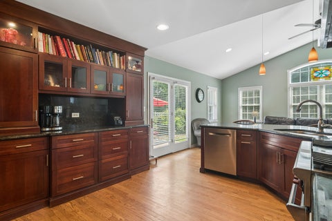 Tiny photo for 511 S Walnut Avenue, Arlington Heights, IL 60005 (MLS # 12712540)