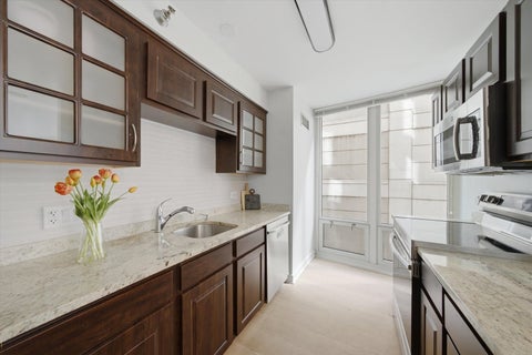 Tiny photo for 345 N LaSalle Drive #806, Chicago, IL 60654 (MLS # 12762003)