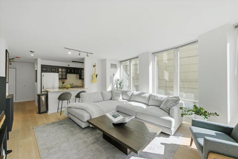 Tiny photo for 345 N LaSalle Drive #806, Chicago, IL 60654 (MLS # 12762003)