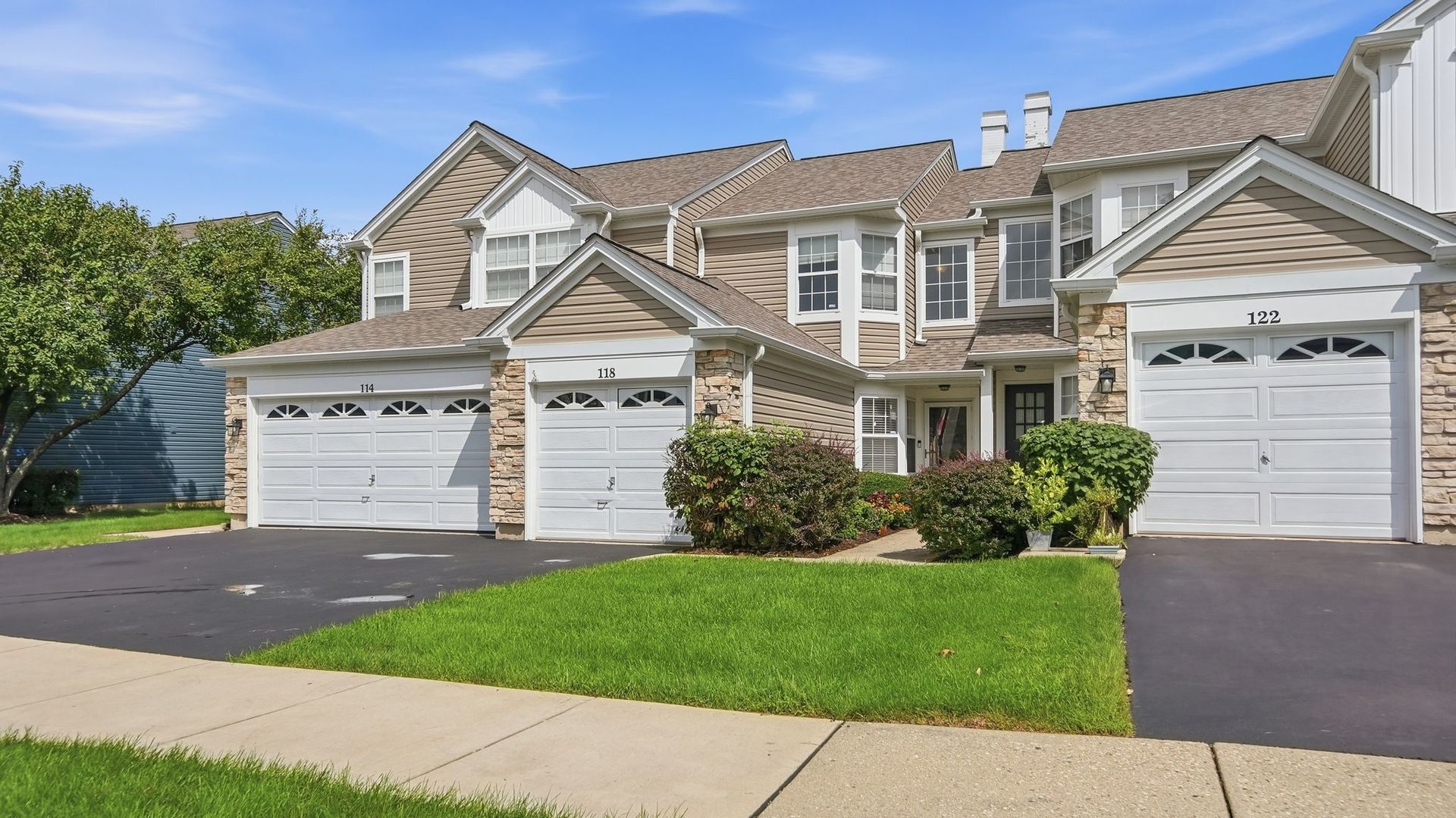 118 Oakton Drive