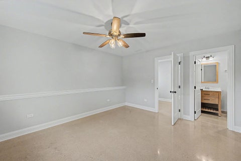 Tiny photo for 555 N Springfield Avenue, Chicago, IL 60624 (MLS # 12702046)