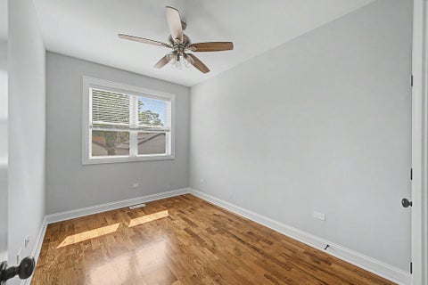 Tiny photo for 555 N Springfield Avenue, Chicago, IL 60624 (MLS # 12702046)