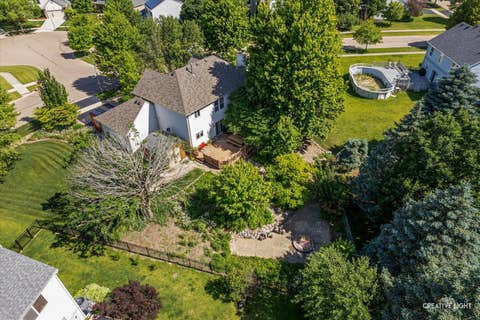 Tiny photo for 158 Edgewater Lane, Sugar Grove, IL 60554 (MLS # 12582214)