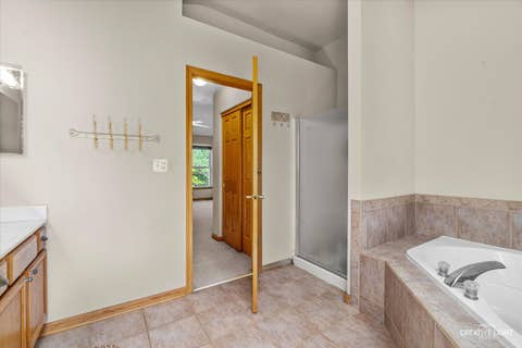 Tiny photo for 158 Edgewater Lane, Sugar Grove, IL 60554 (MLS # 12582214)