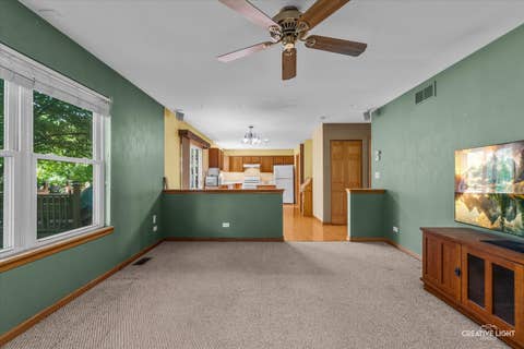 Tiny photo for 158 Edgewater Lane, Sugar Grove, IL 60554 (MLS # 12582214)