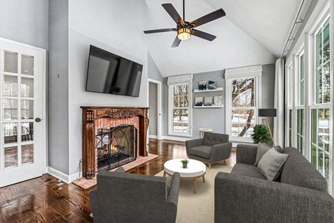 Tiny photo for 25w313 Mayflower Avenue, Naperville, IL 60540 (MLS # 12555255)