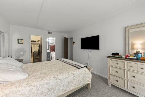 Tiny photo for Willowbrook, IL 60527 (MLS # 12712692)