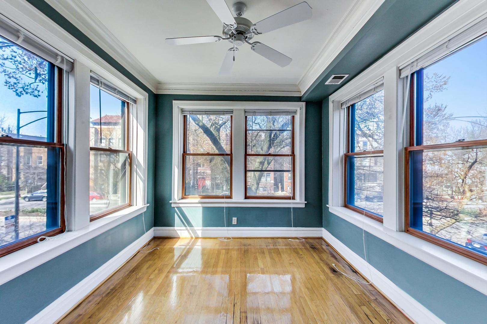 4229 N Ashland Avenue 1