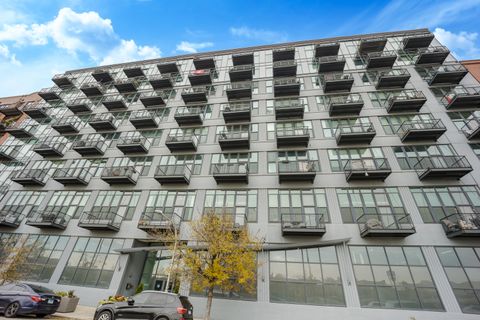 Photo of 1224 W Van Buren Street #523, Chicago, IL 60607 (MLS # 12602094)