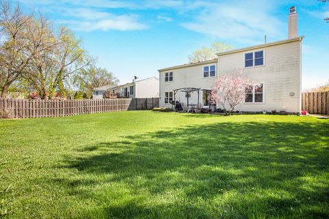 Tiny photo for 1300 Pembrook Circle, Roselle, IL 60172 (MLS # 12624576)