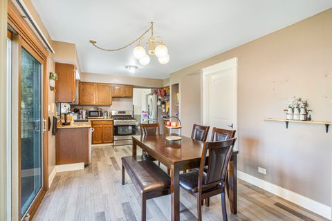 Tiny photo for 1300 Pembrook Circle, Roselle, IL 60172 (MLS # 12624576)