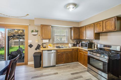 Tiny photo for 1300 Pembrook Circle, Roselle, IL 60172 (MLS # 12624576)