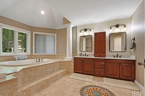 Tiny photo for 2601 Rolling Oaks Road, Spring Grove, IL 60081 (MLS # 12681793)