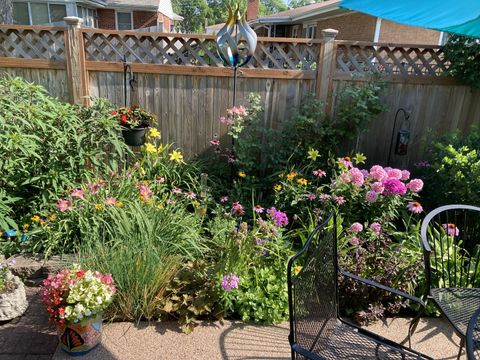 Tiny photo for 7934 Lotus Avenue, Morton Grove, IL 60053 (MLS # 12591434)