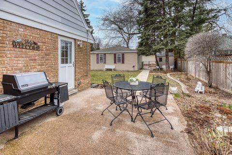 Tiny photo for 7934 Lotus Avenue, Morton Grove, IL 60053 (MLS # 12591434)
