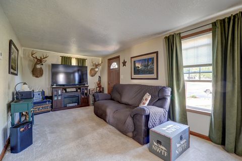 Tiny photo for 1417 10th Avenue, Rock Falls, IL 61071 (MLS # 12494246)