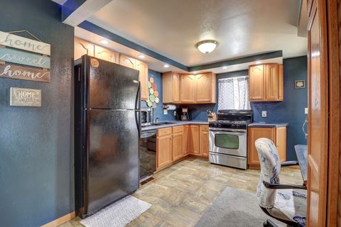 Tiny photo for 1417 10th Avenue, Rock Falls, IL 61071 (MLS # 12494246)