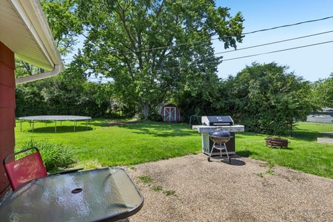 Tiny photo for 1450 Jefferson Road, Hoffman Estates, IL 60169 (MLS # 12657134)