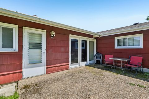 Tiny photo for 1450 Jefferson Road, Hoffman Estates, IL 60169 (MLS # 12657134)